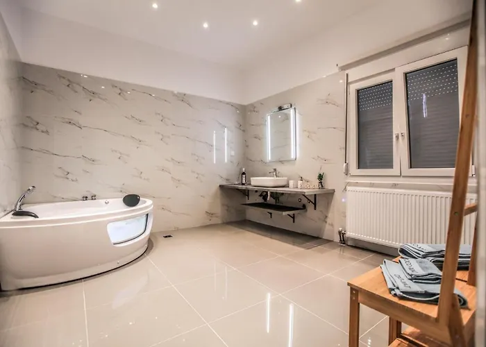 アパート Terra Di Meteora #1 カランバカ