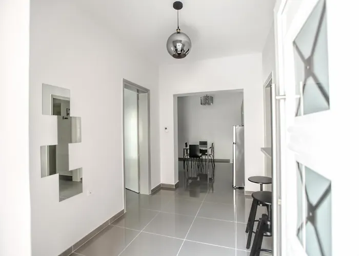 アパート Terra Di Meteora #1 カランバカ