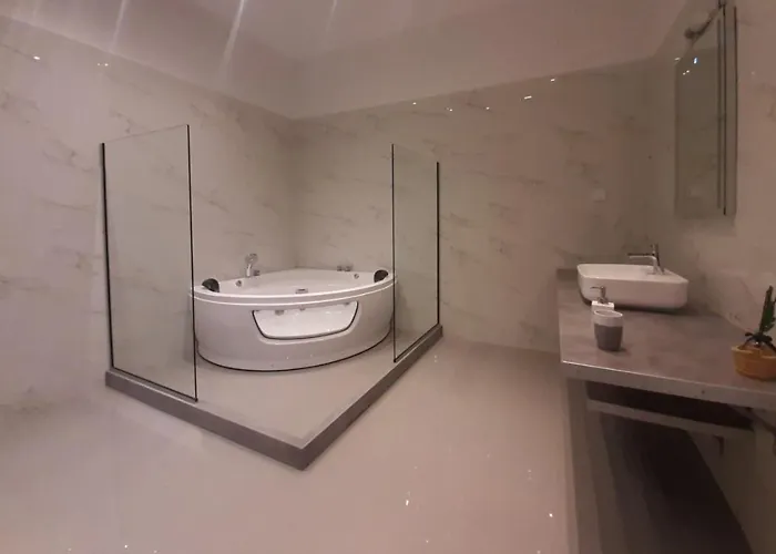 アパート Terra Di Meteora #1 カランバカ